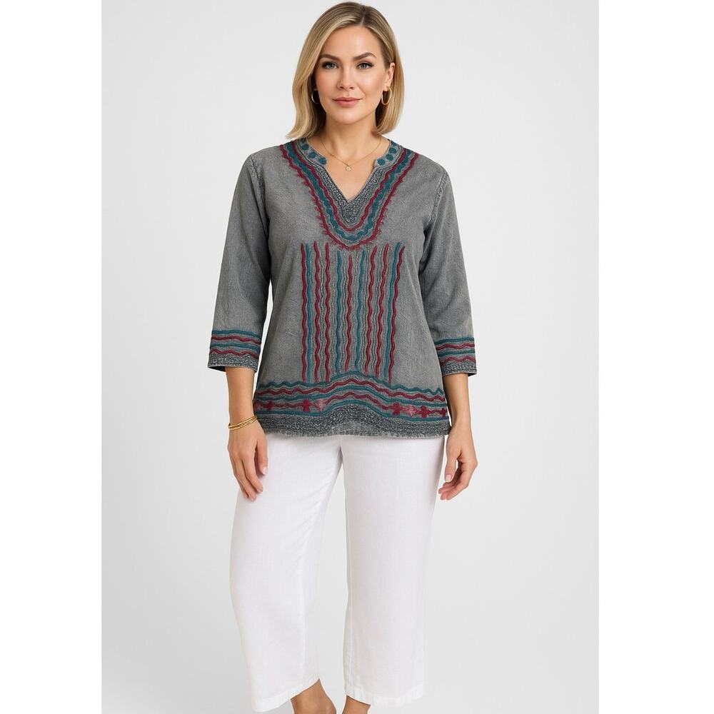 Parsley & Sage Crinkle Embroidered Boho Tunic Top Gray Multicolor Trim Size M